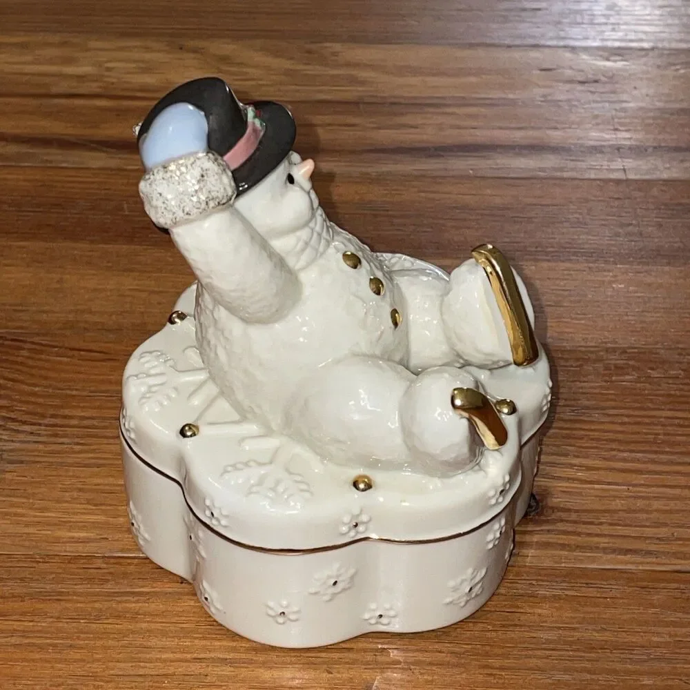 Lenox WINTER WONDERLAND Christmas Snowman Music Box Fine Porcelain Trinket Box